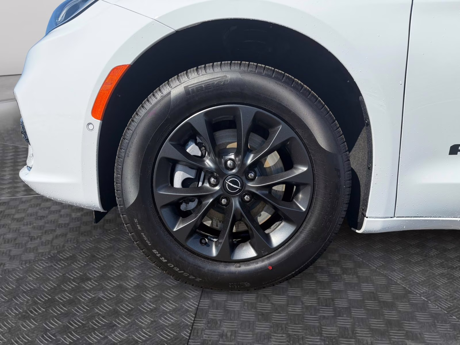 2026 Bright White Clearcoat Chrysler Pacifica Select AWD Van