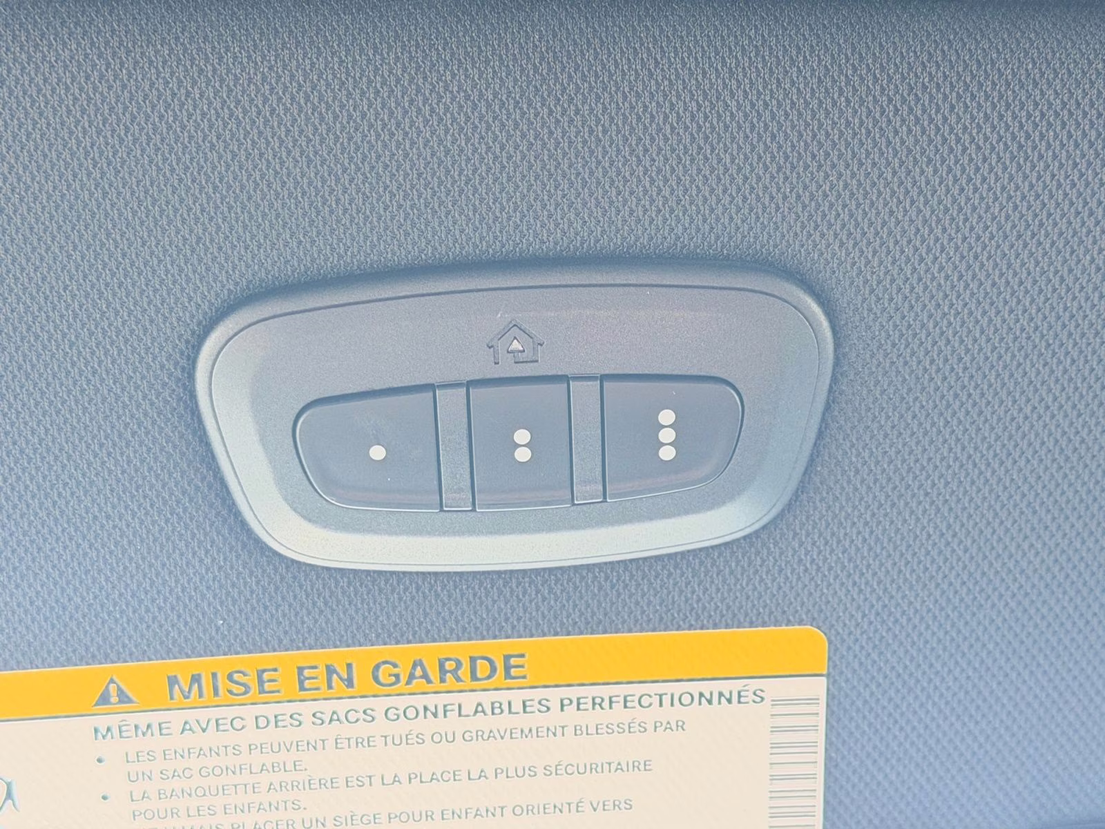 2026 Bright White Clearcoat Chrysler Pacifica Select AWD Van