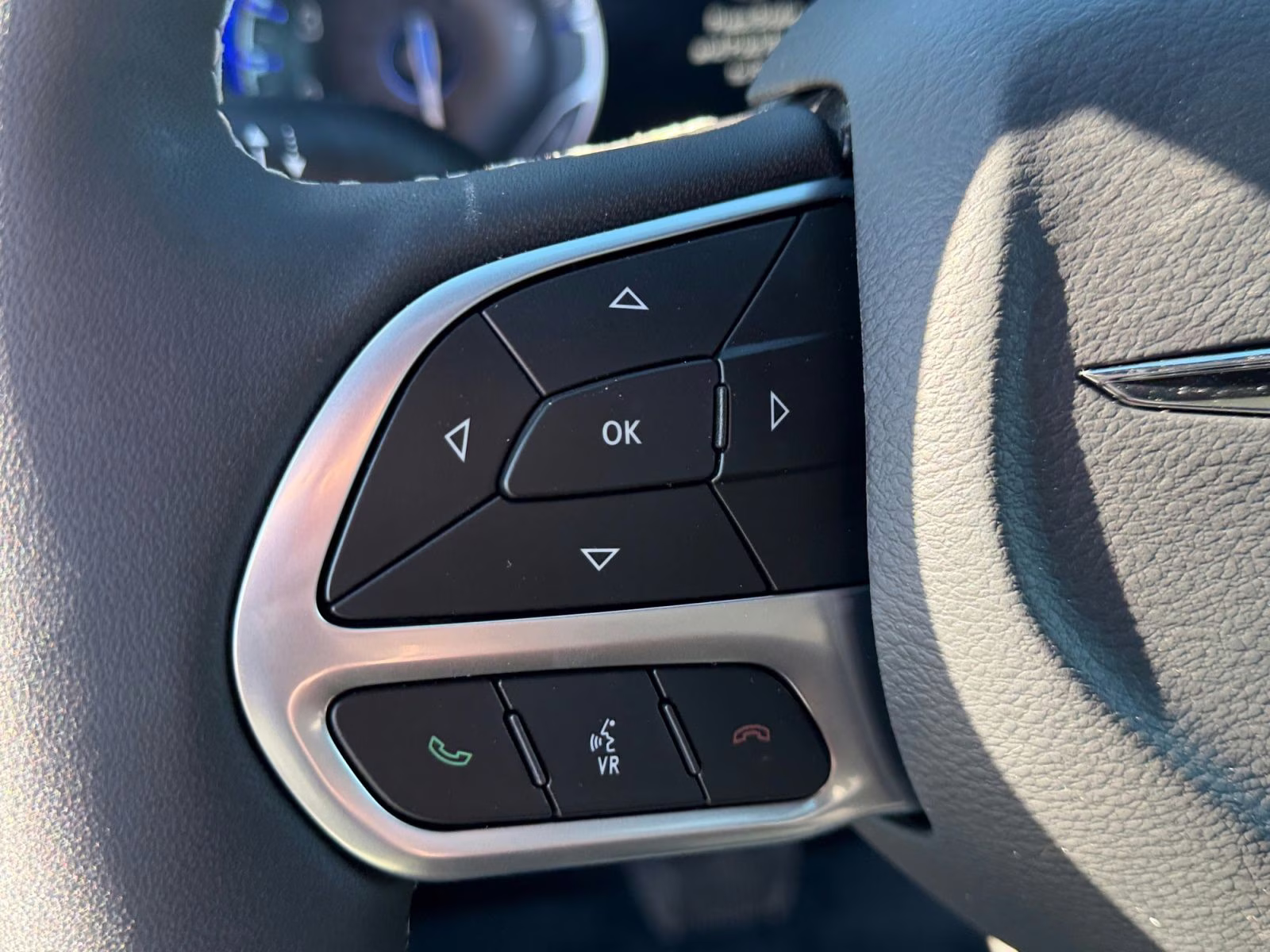 2026 Bright White Clearcoat Chrysler Pacifica Select AWD Van