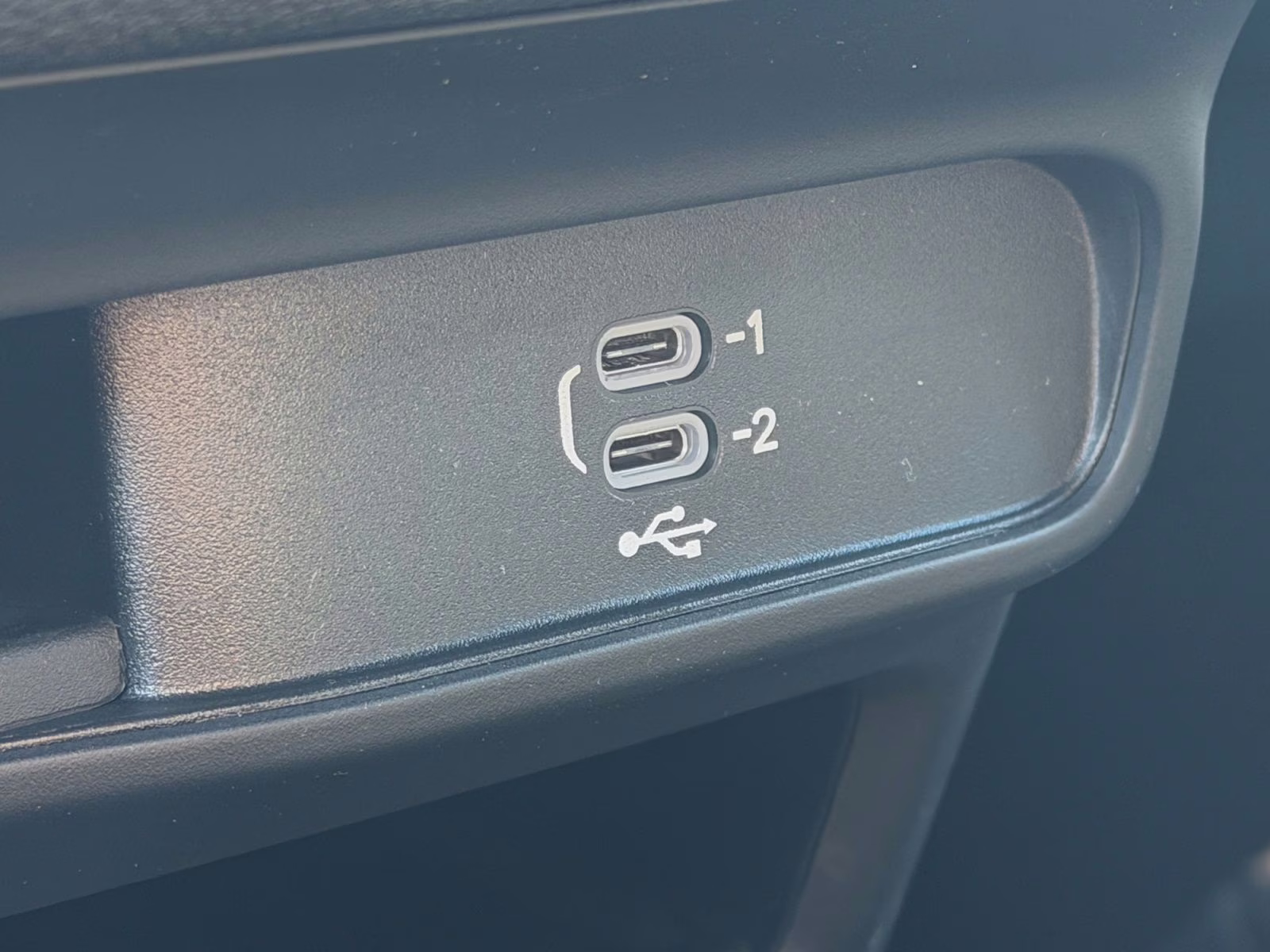 2026 Bright White Clearcoat Chrysler Pacifica Select AWD Van