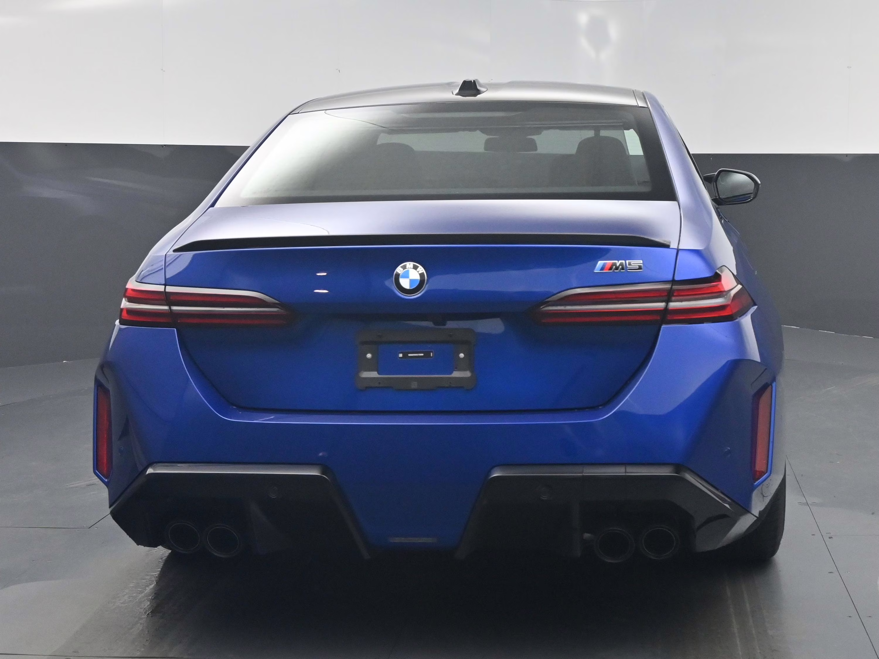 2025 Marina Bay Blue Metallic BMW M5 Base AWD Sedan