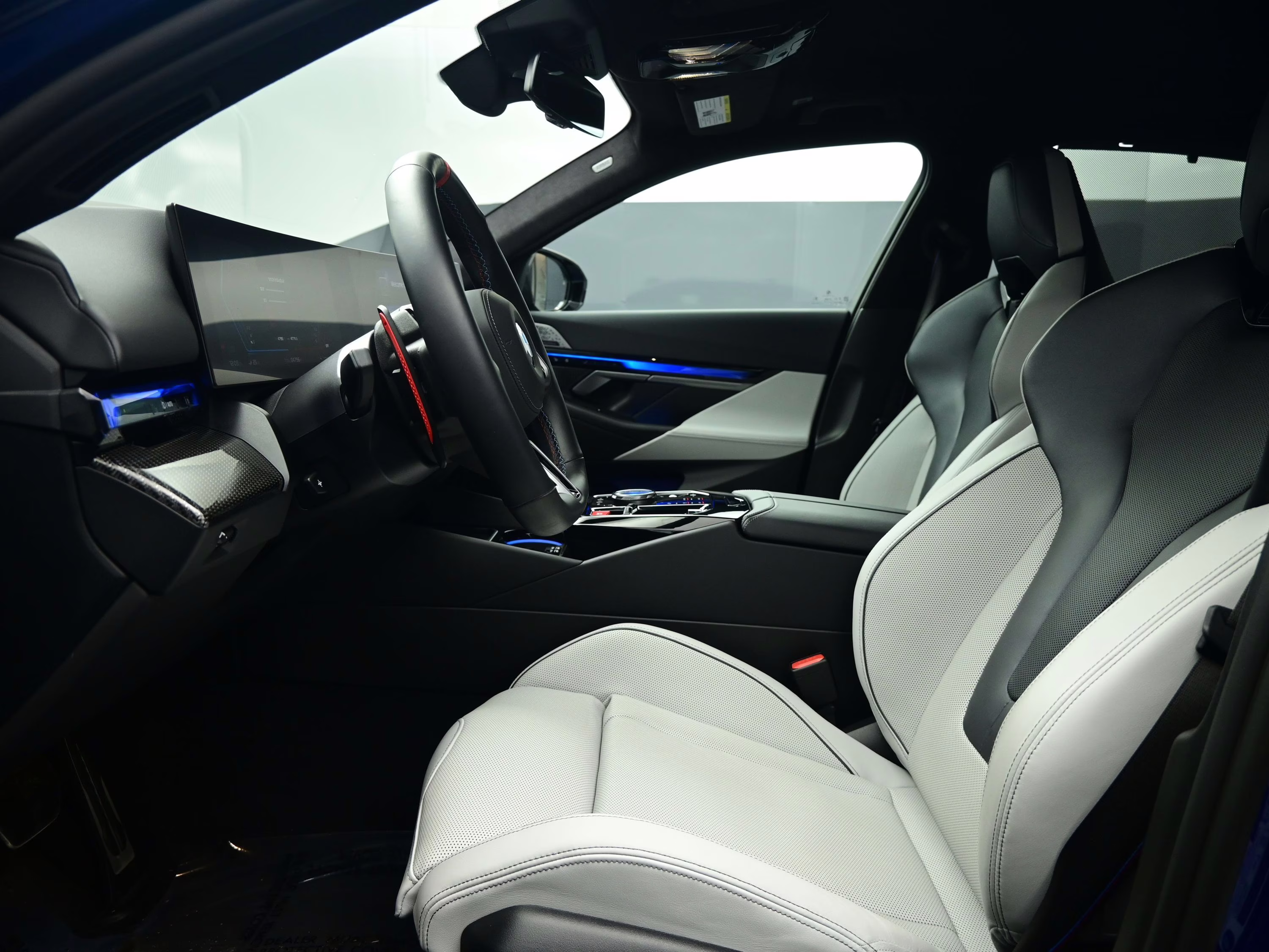 2025 Marina Bay Blue Metallic BMW M5 Base AWD Sedan