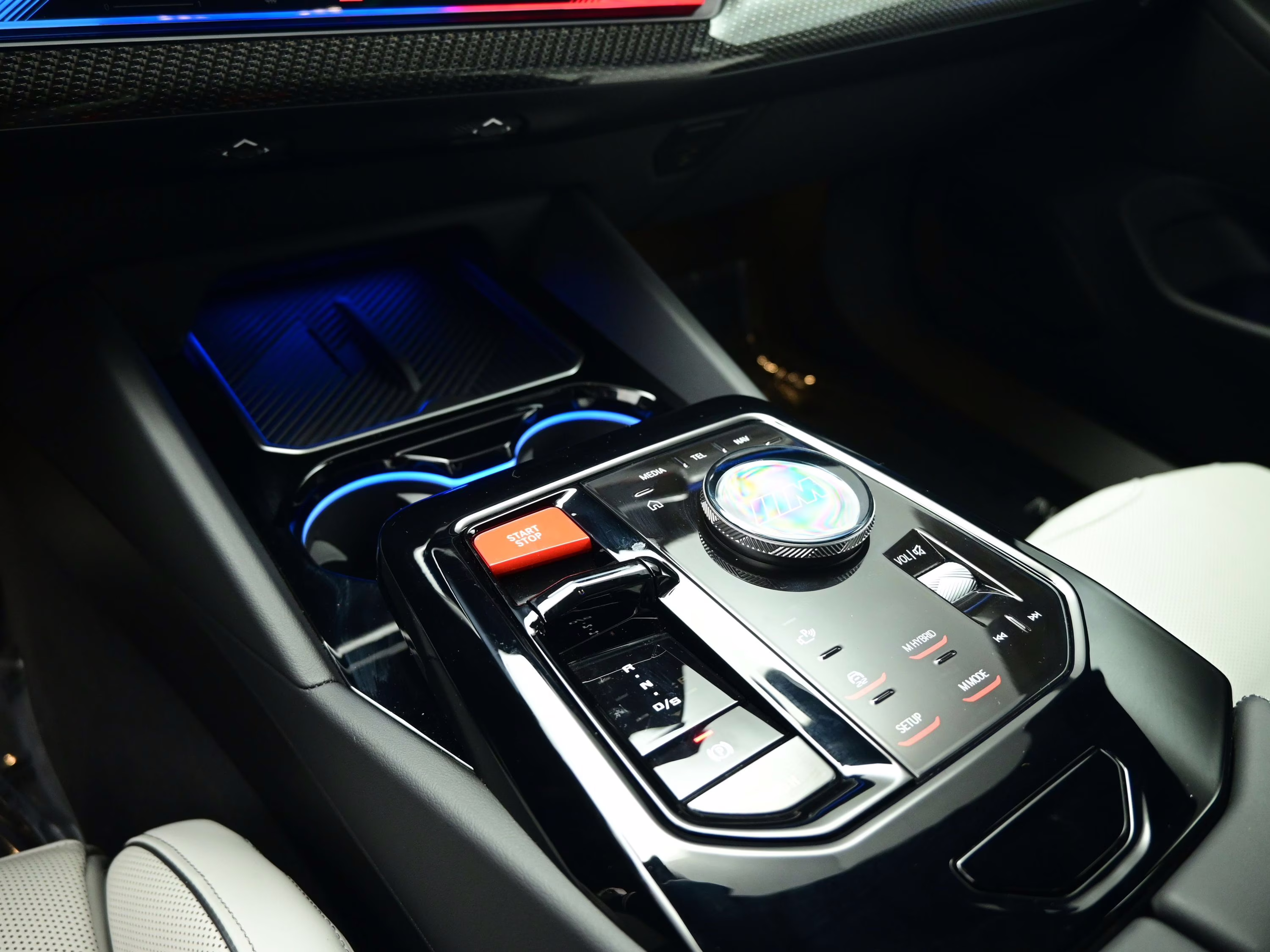 2025 Marina Bay Blue Metallic BMW M5 Base AWD Sedan