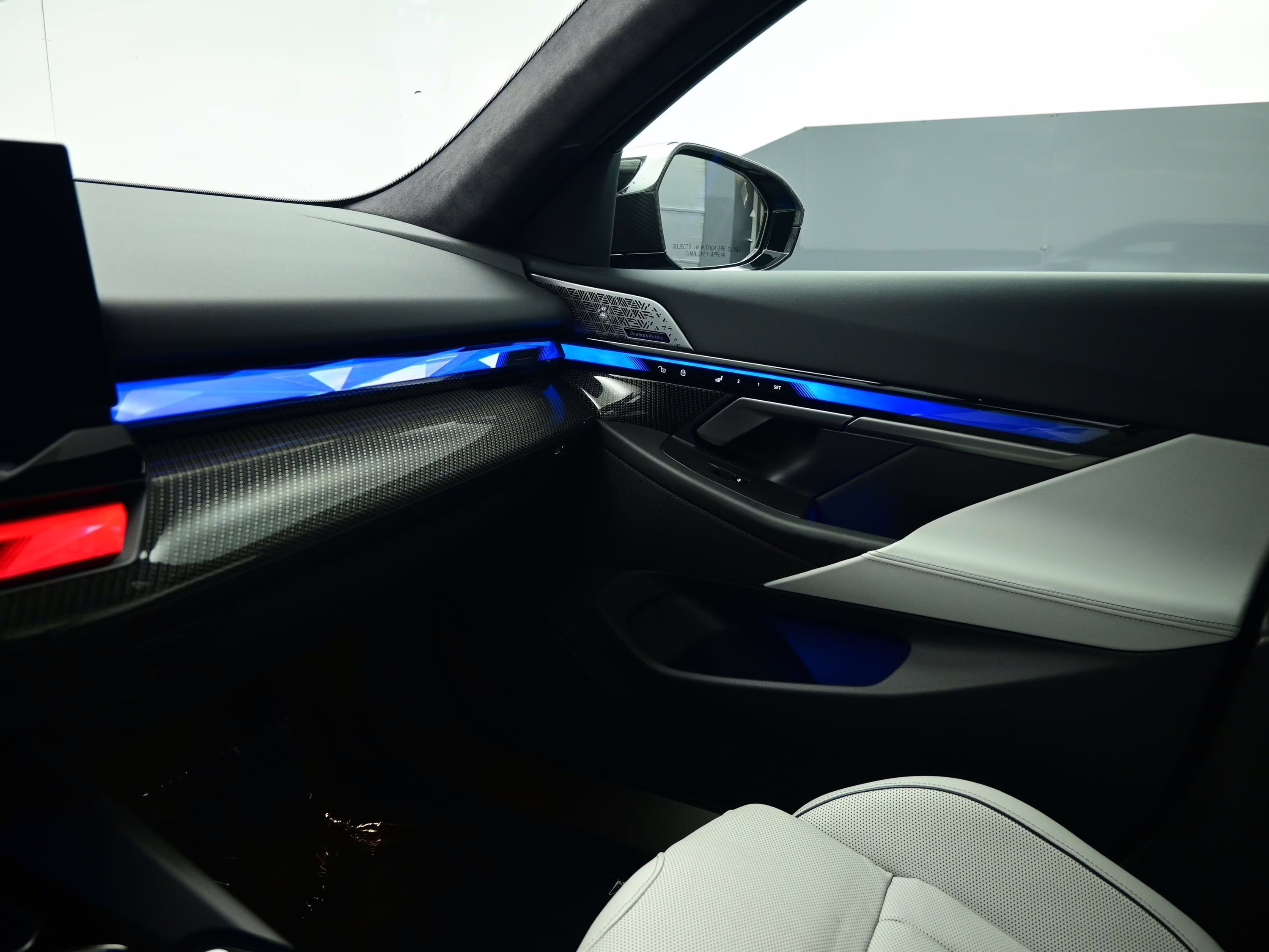 2025 Marina Bay Blue Metallic BMW M5 Base AWD Sedan