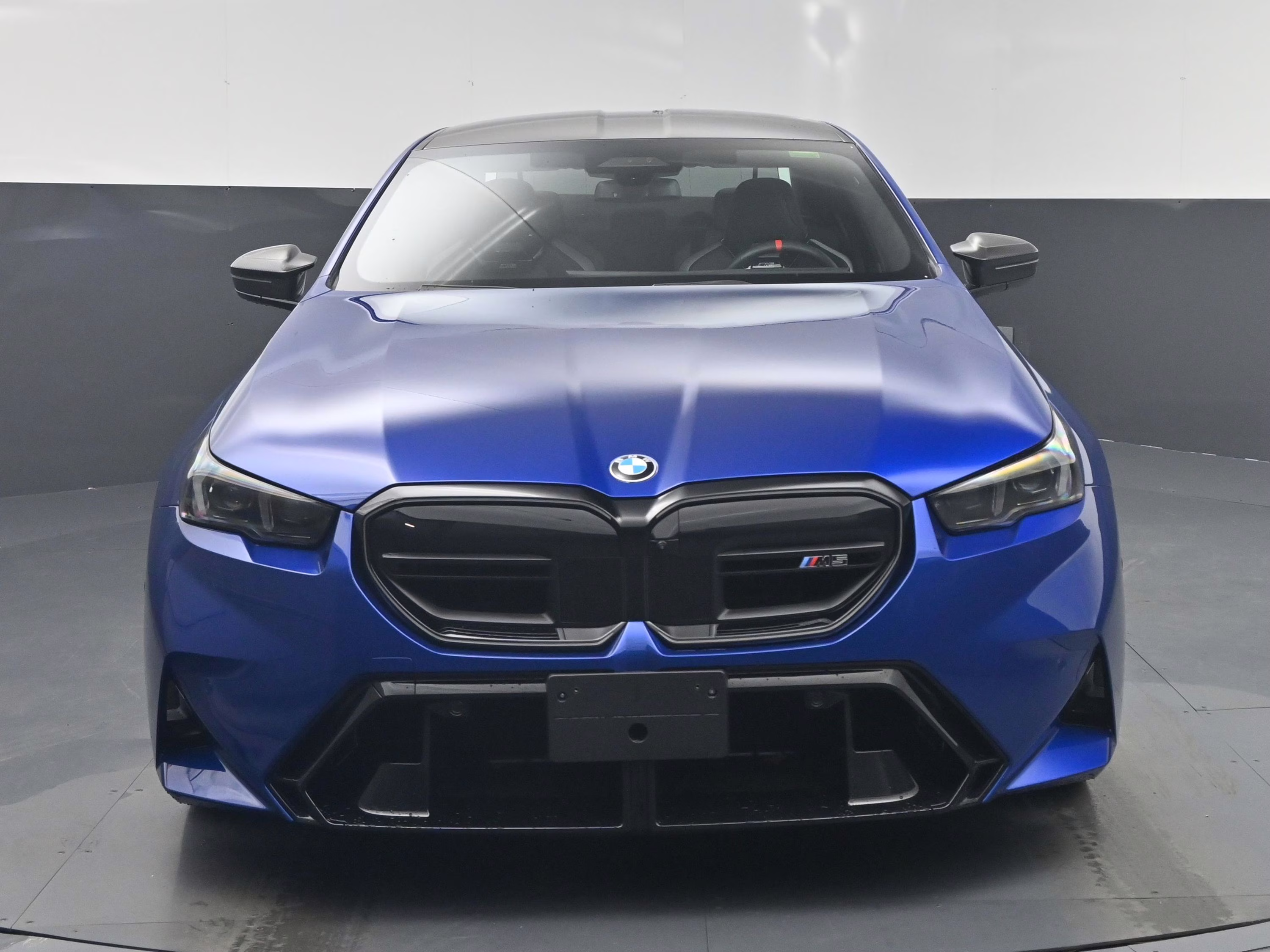 2025 Marina Bay Blue Metallic BMW M5 Base AWD Sedan