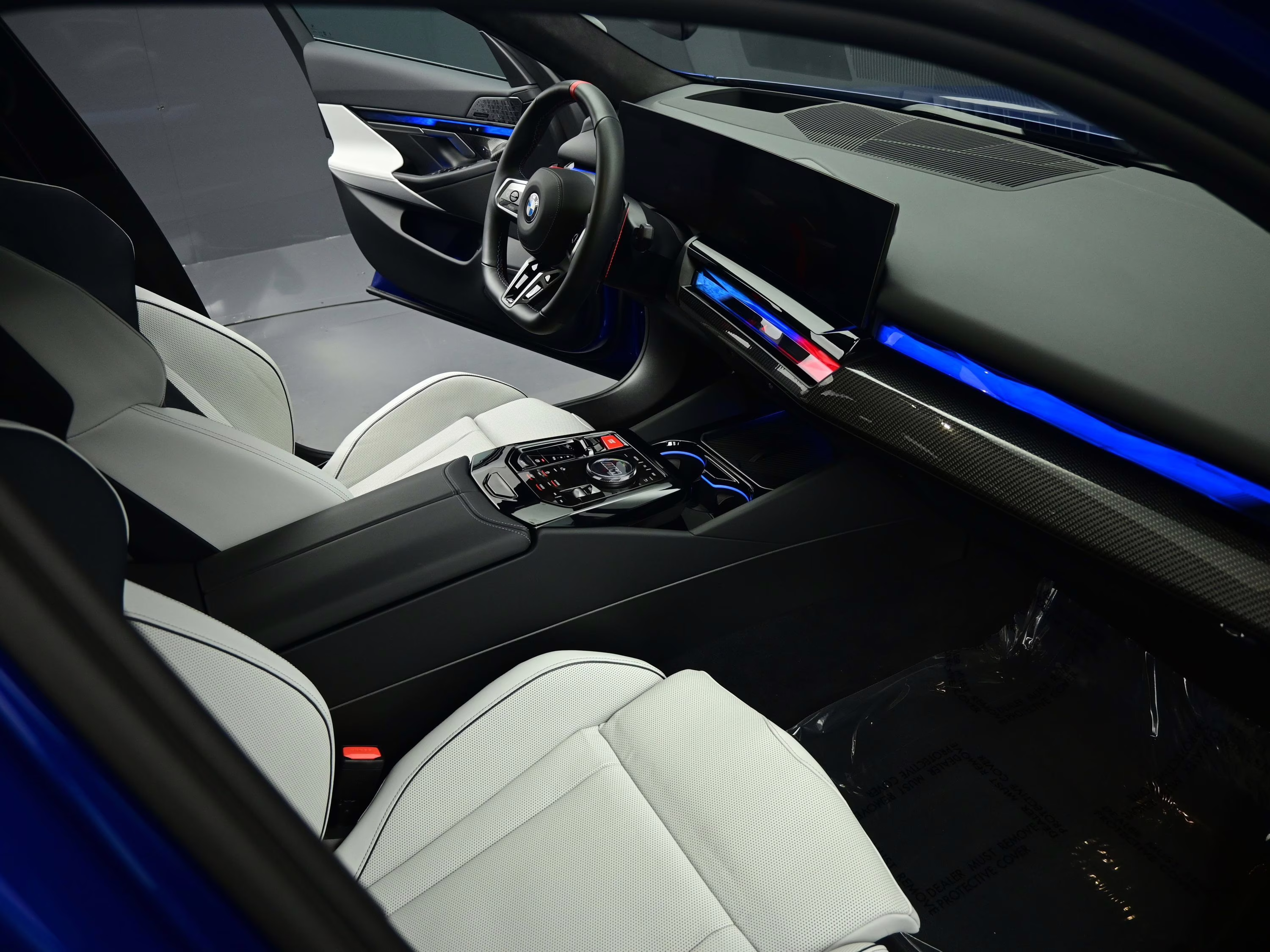 2025 Marina Bay Blue Metallic BMW M5 Base AWD Sedan