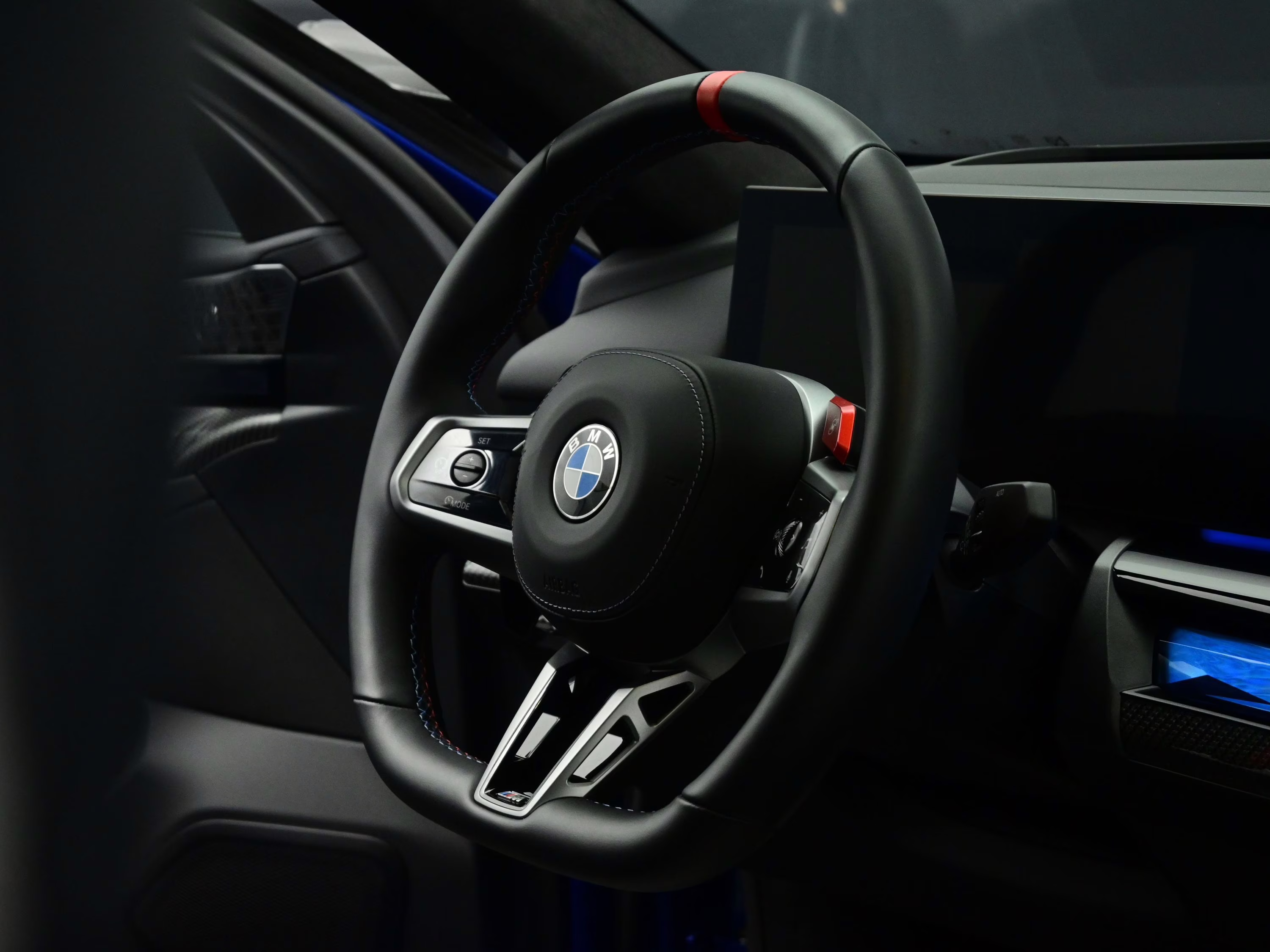 2025 Marina Bay Blue Metallic BMW M5 Base AWD Sedan