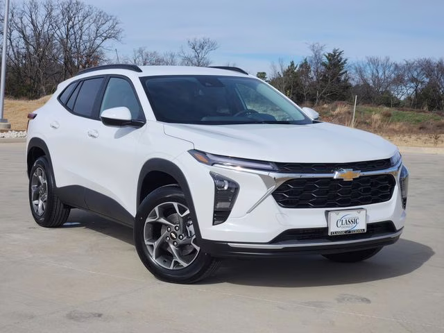 2026 Summit White Chevrolet Trax LT FWD SUV
