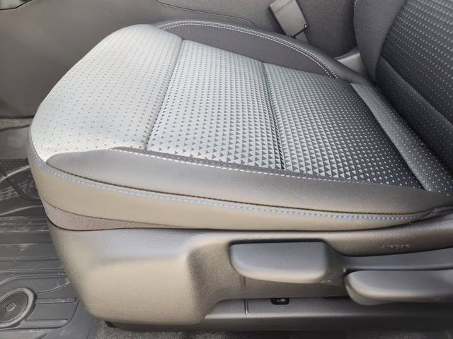 2026 Summit White Chevrolet Trax LT FWD SUV