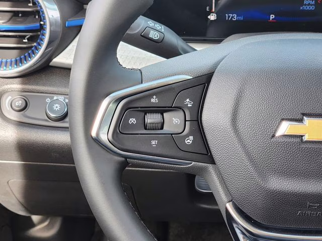 2026 Summit White Chevrolet Trax LT FWD SUV