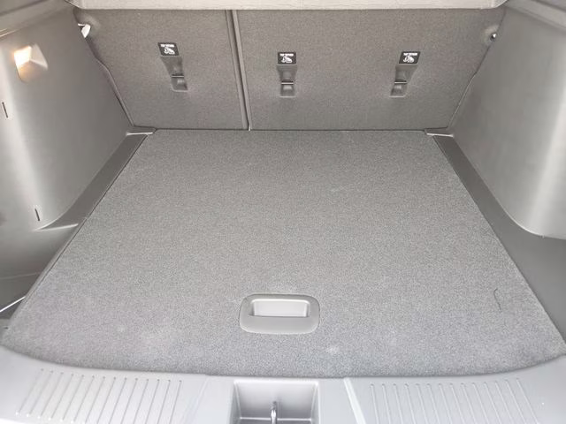 2026 Summit White Chevrolet Trax LT FWD SUV