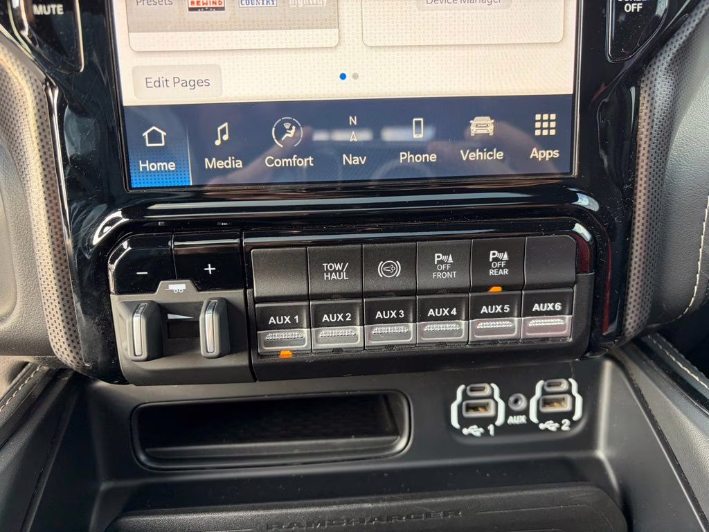 2024 Granite Crystal Metallic Clearcoat Ram 3500 Limited 4X4 Truck