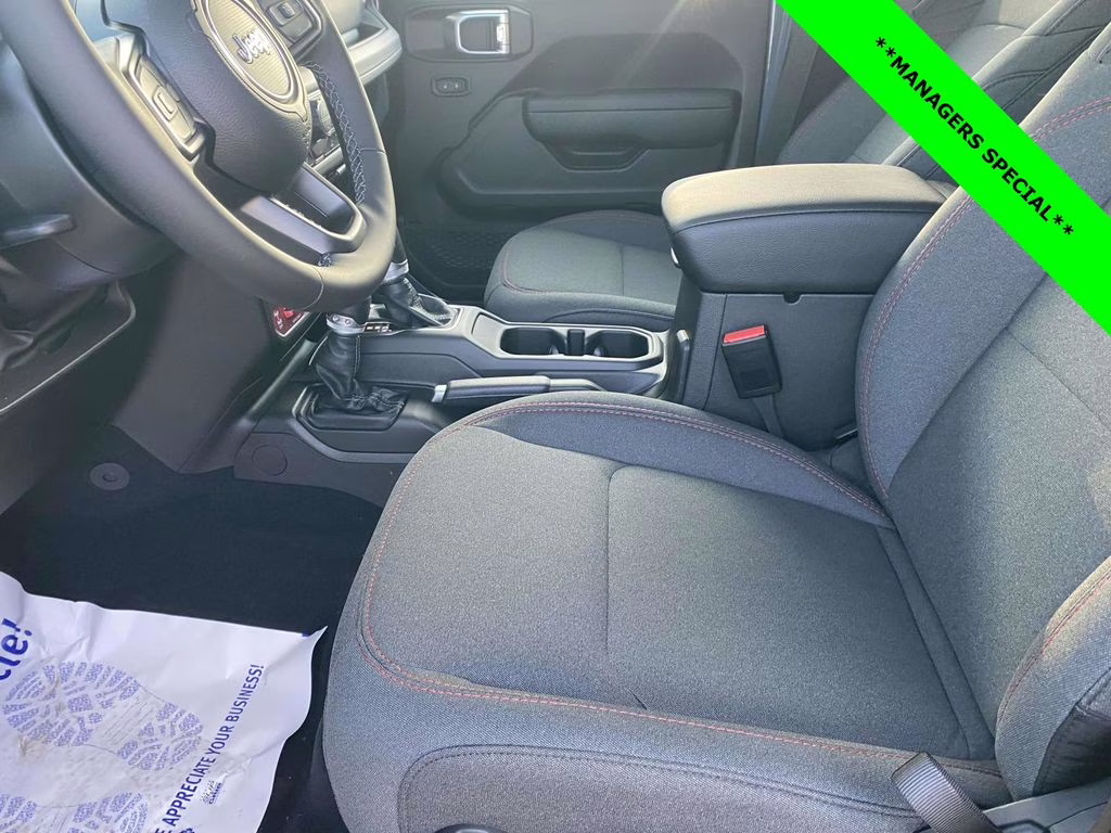 2026 Anvil Clear Coat Jeep Wrangler Rubicon 4X4 SUV