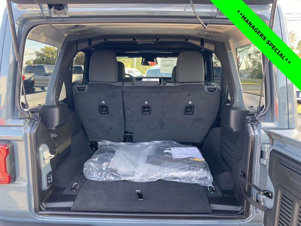 2026 Anvil Clear Coat Jeep Wrangler Rubicon 4X4 SUV