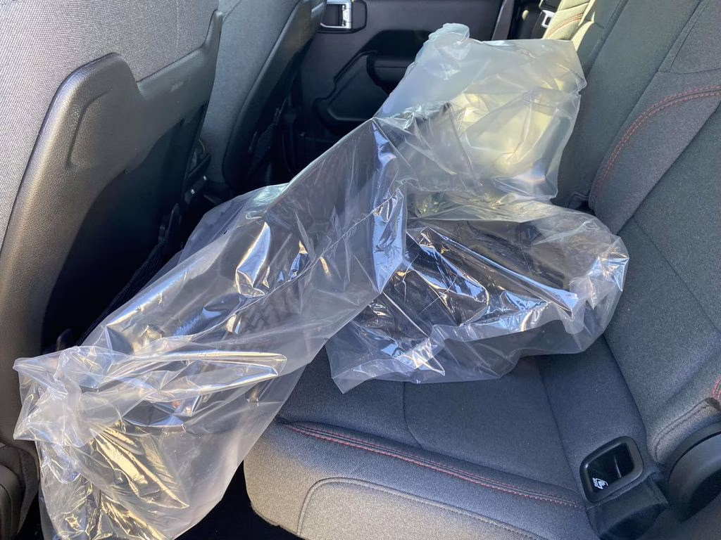 2026 Granite Crystal Metallic Clearcoat Jeep Gladiator Rubicon 4X4 Truck