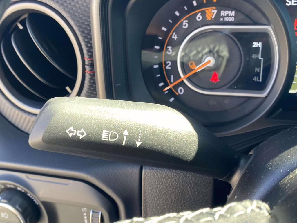 2026 Granite Crystal Metallic Clearcoat Jeep Gladiator Rubicon 4X4 Truck