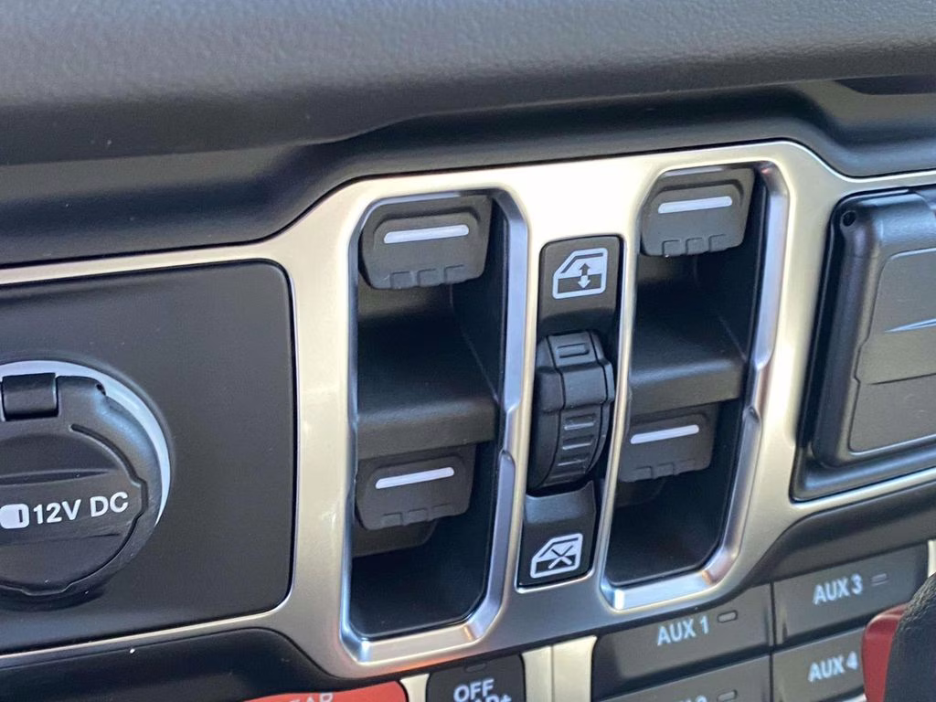 2026 Granite Crystal Metallic Clearcoat Jeep Gladiator Rubicon 4X4 Truck