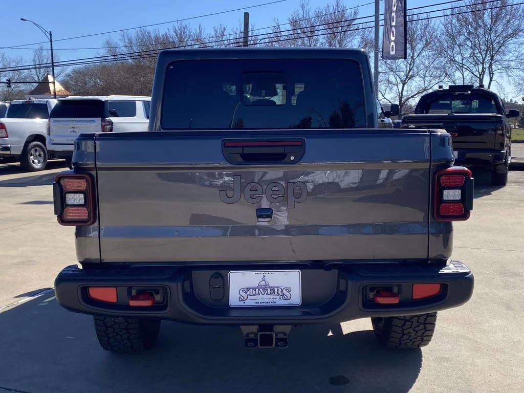 2026 Granite Crystal Metallic Clearcoat Jeep Gladiator Rubicon 4X4 Truck