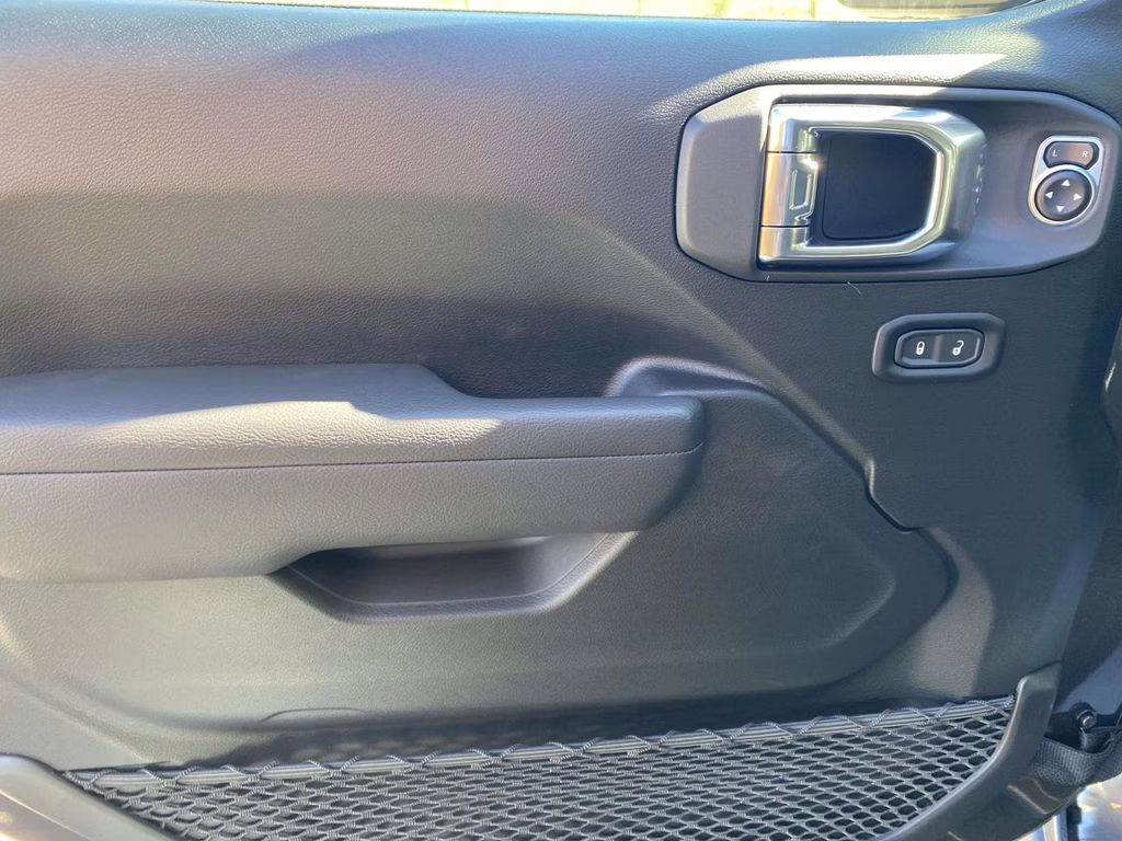 2026 Granite Crystal Metallic Clearcoat Jeep Gladiator Mojave 4X4 Truck