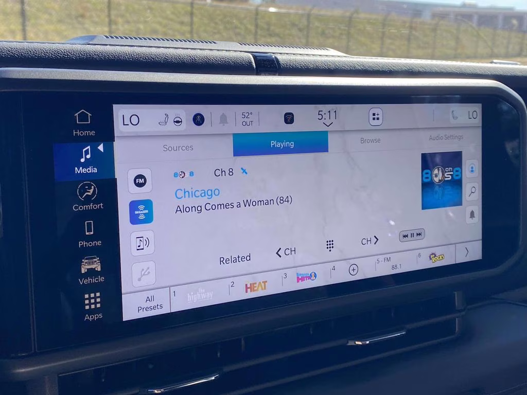 2026 Granite Crystal Metallic Clearcoat Jeep Gladiator Mojave 4X4 Truck