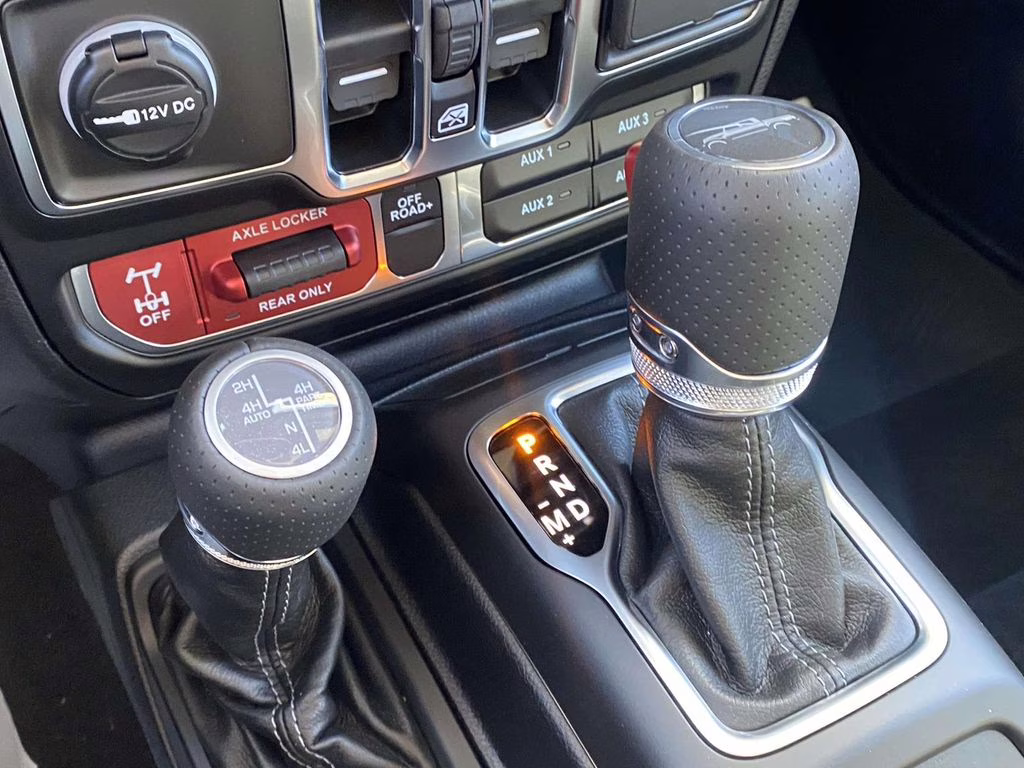 2026 Anvil Clearcoat Jeep Gladiator Mojave X 4X4 Truck