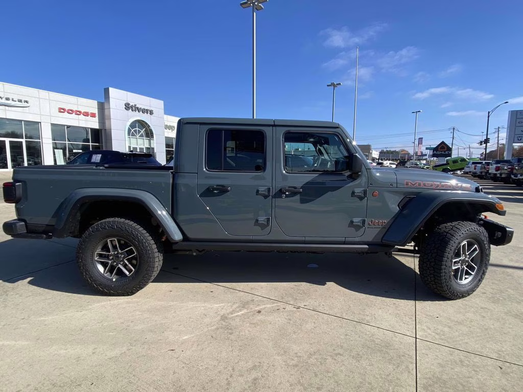 2026 Anvil Clearcoat Jeep Gladiator Mojave X 4X4 Truck