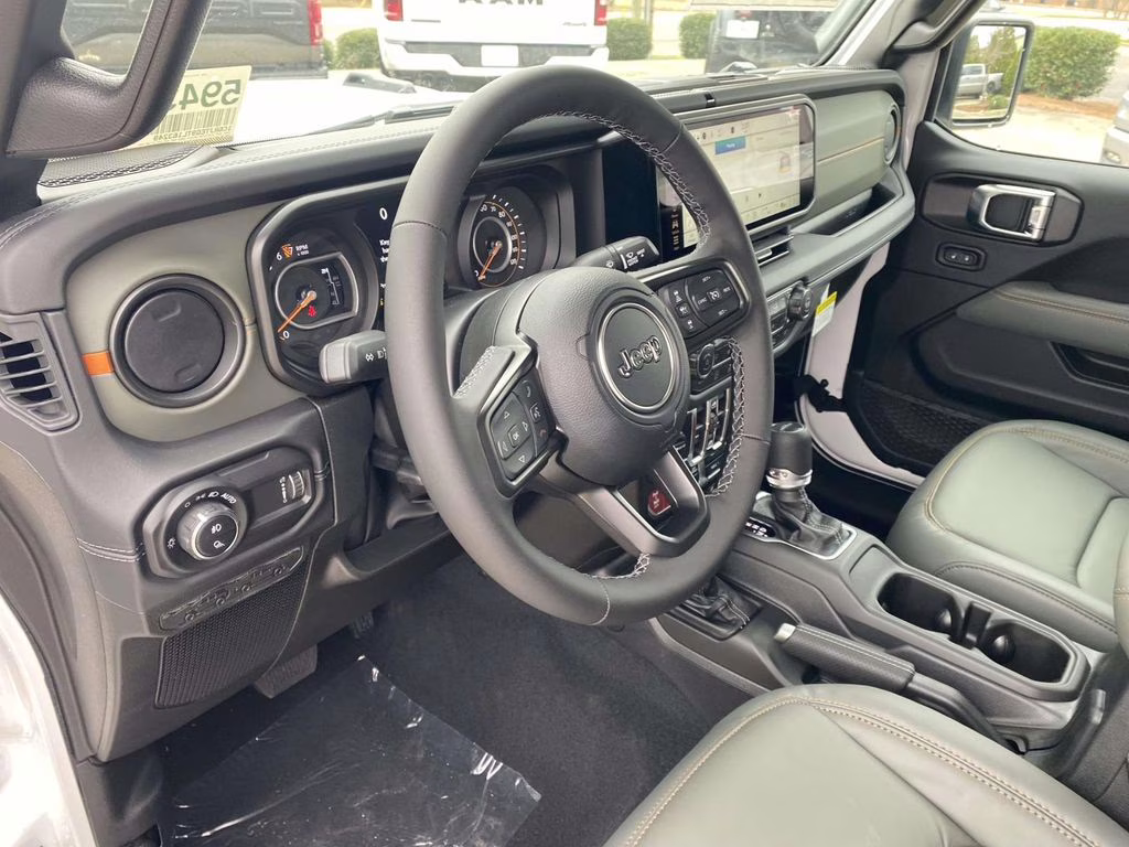 2026 Bright White Clearcoat Jeep Gladiator Mojave X 4X4 Truck