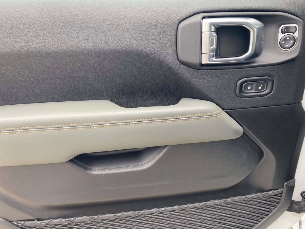 2026 Bright White Clearcoat Jeep Gladiator Mojave X 4X4 Truck