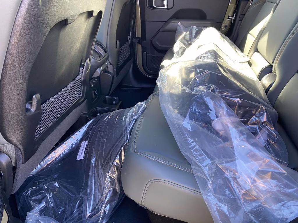 2026 Pj5 Jeep Gladiator Mojave X 4X4 Truck