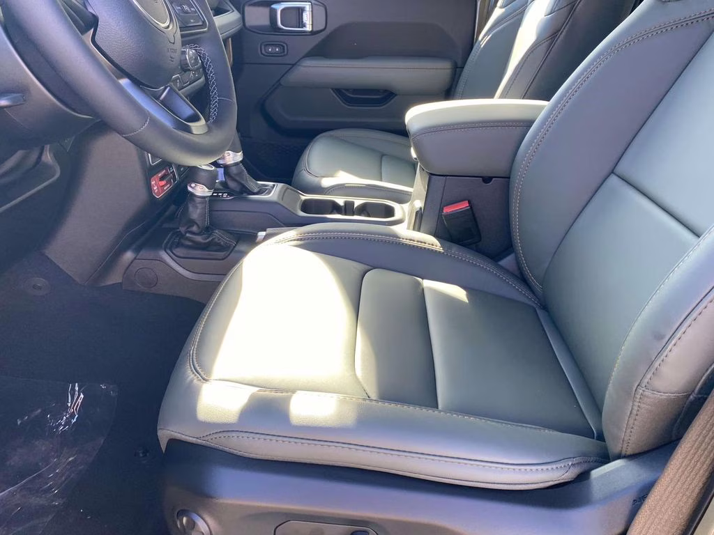 2026 Pj5 Jeep Gladiator Mojave X 4X4 Truck