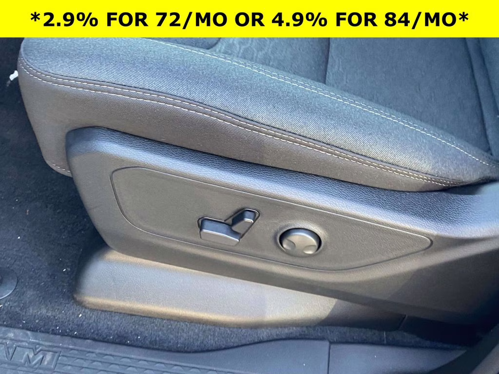 2026 Billet Silver Metallic Clearcoat Ram 1500 Big Horn/Lone Star 4X4 Truck