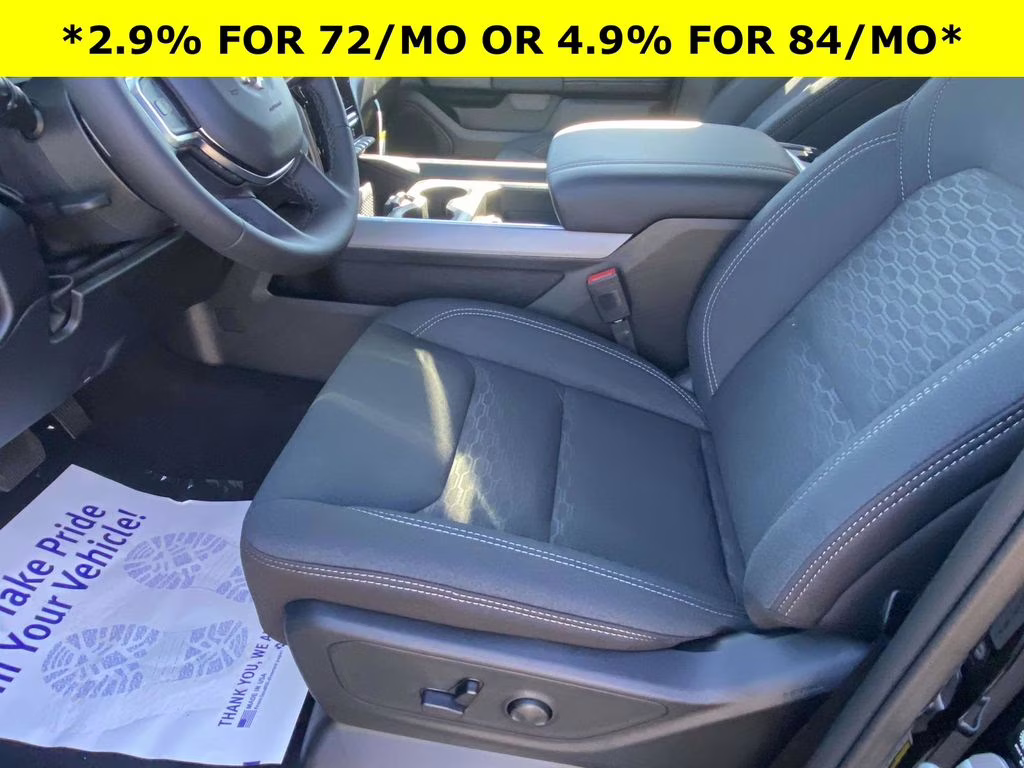 2026 Diamond Black Crystal Pearlcoat Ram 1500 Big Horn/Lone Star 4X4 Truck