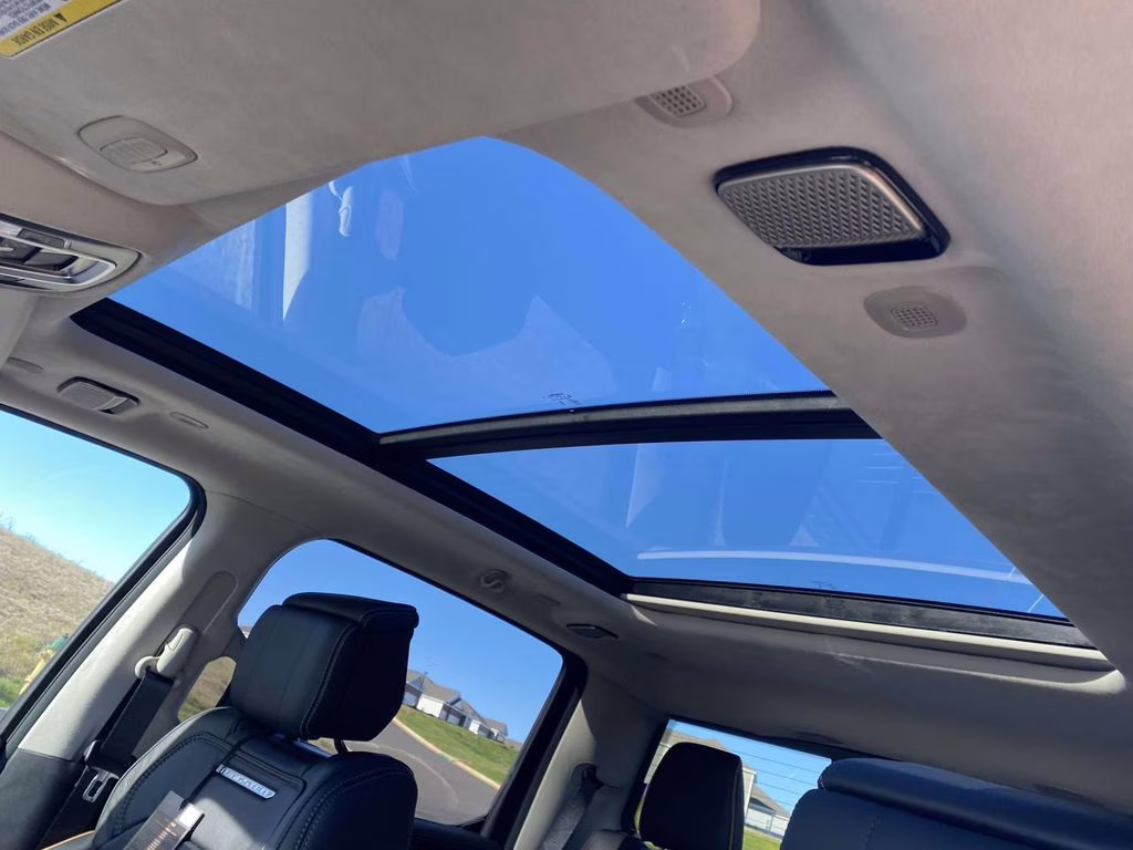 2026 Diamond Black Crystal Pearlcoat Ram 1500 Tungsten 4X4 Truck