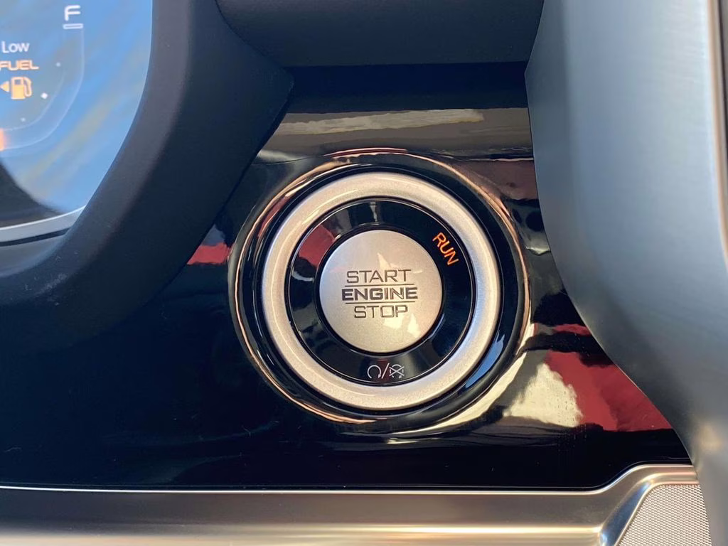 2026 Diamond Black Crystal Pearlcoat Ram 1500 Tungsten 4X4 Truck