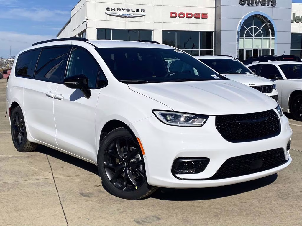2026 Bright White Clearcoat Chrysler Pacifica Select FWD Van