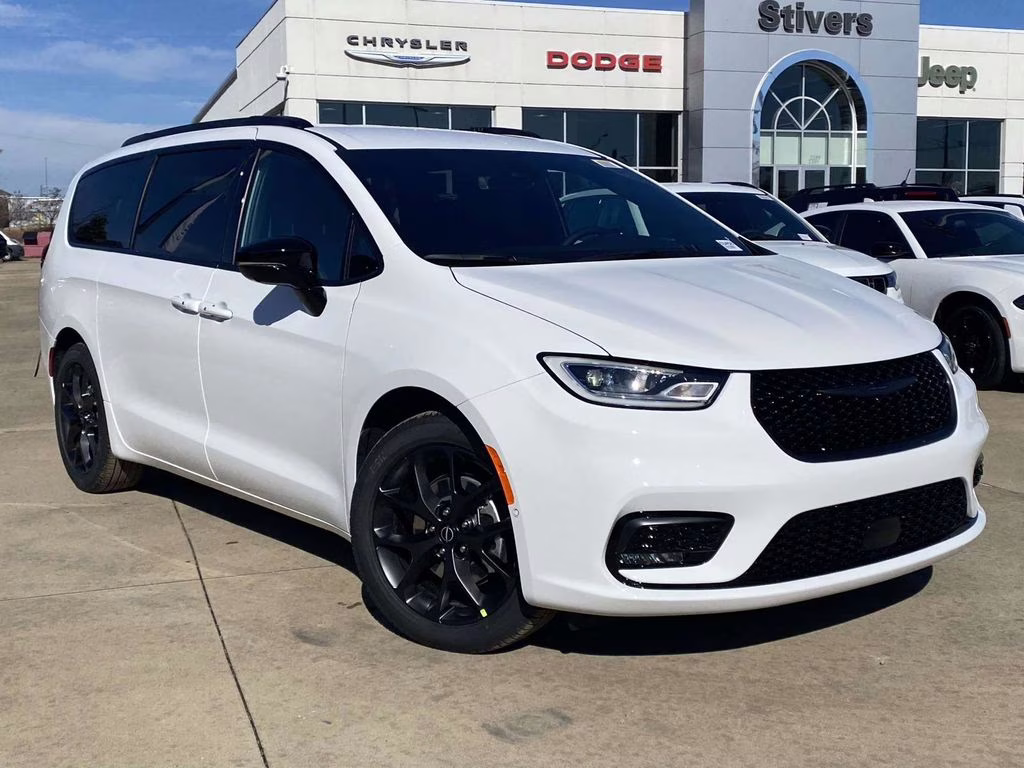 2026 Bright White Clearcoat Chrysler Pacifica Select FWD Van