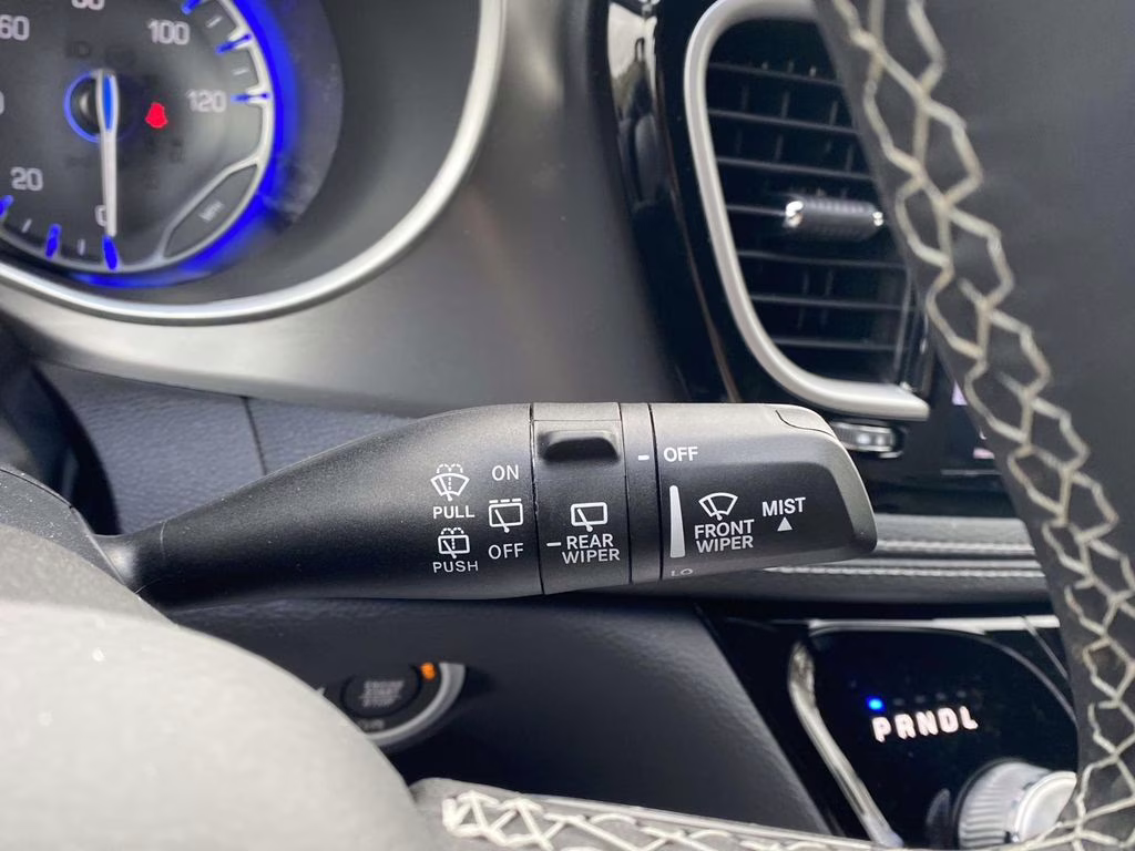 2026 Diamond Black Crystal Pearlcoat Chrysler Pacifica Select FWD Van