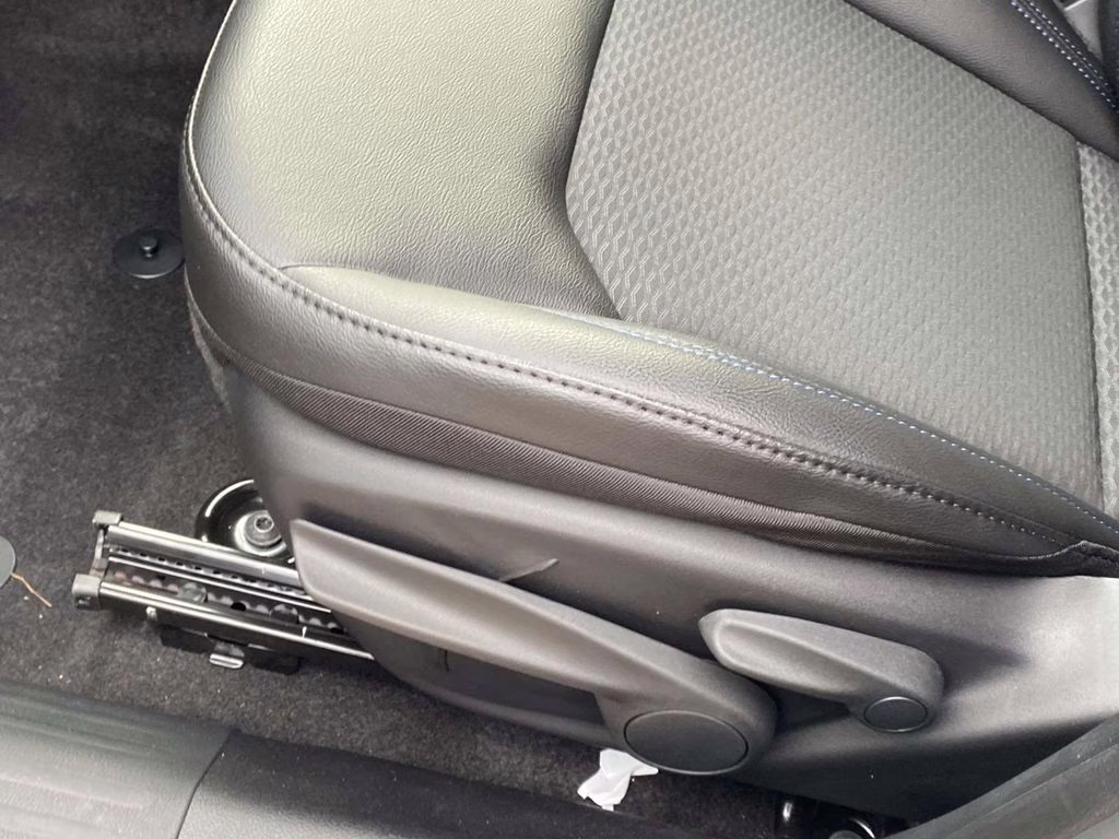 2026 Diamond Black Crystal Pearlcoat Jeep Compass Latitude Altitude 4X4 SUV