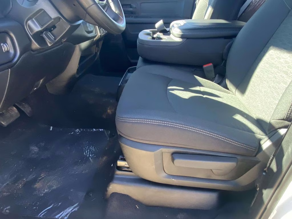 2026 Bright White Clearcoat Ram 2500 Tradesman 4X4 Truck