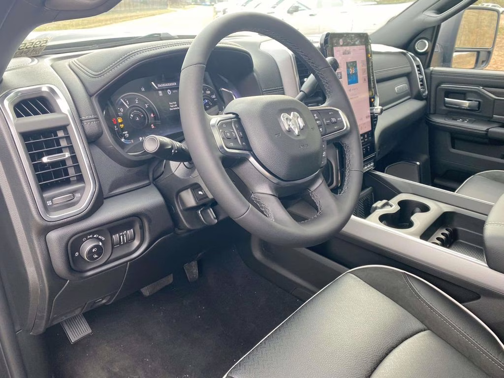 2026 Diamond Black Crystal Pearlcoat Ram 2500 Laramie 4X4 Truck