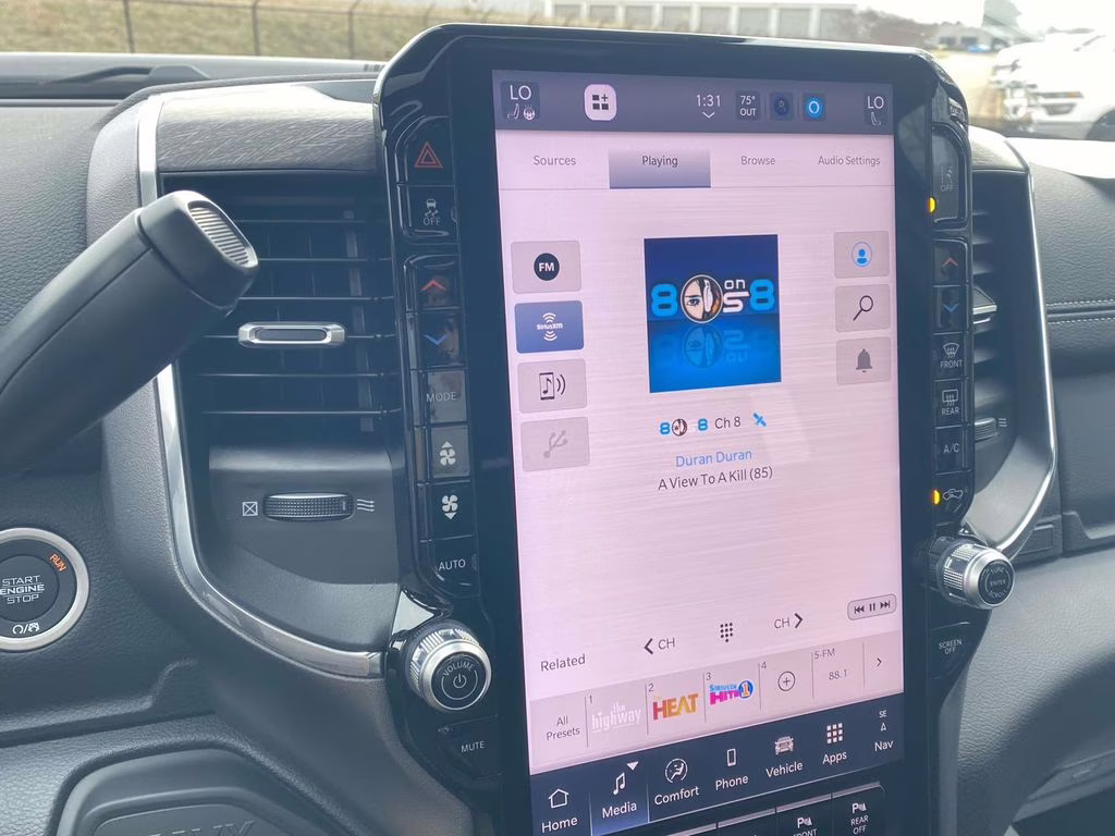 2026 Diamond Black Crystal Pearlcoat Ram 2500 Laramie 4X4 Truck