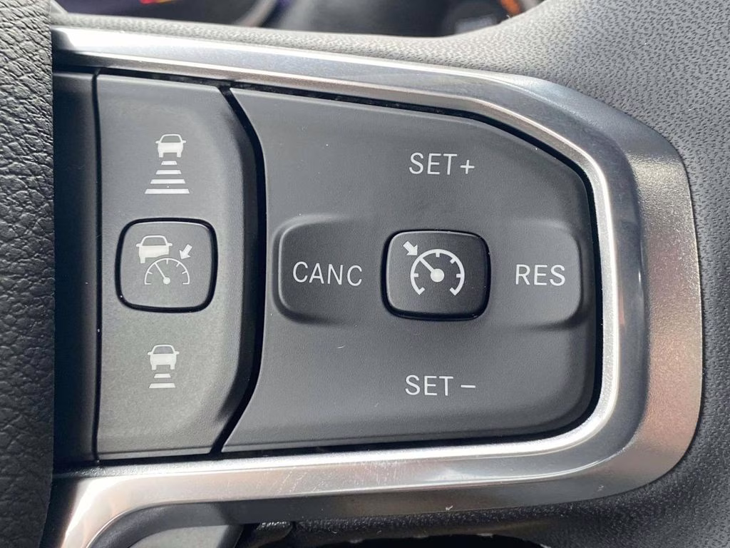 2026 Diamond Black Crystal Pearlcoat Ram 2500 Laramie 4X4 Truck