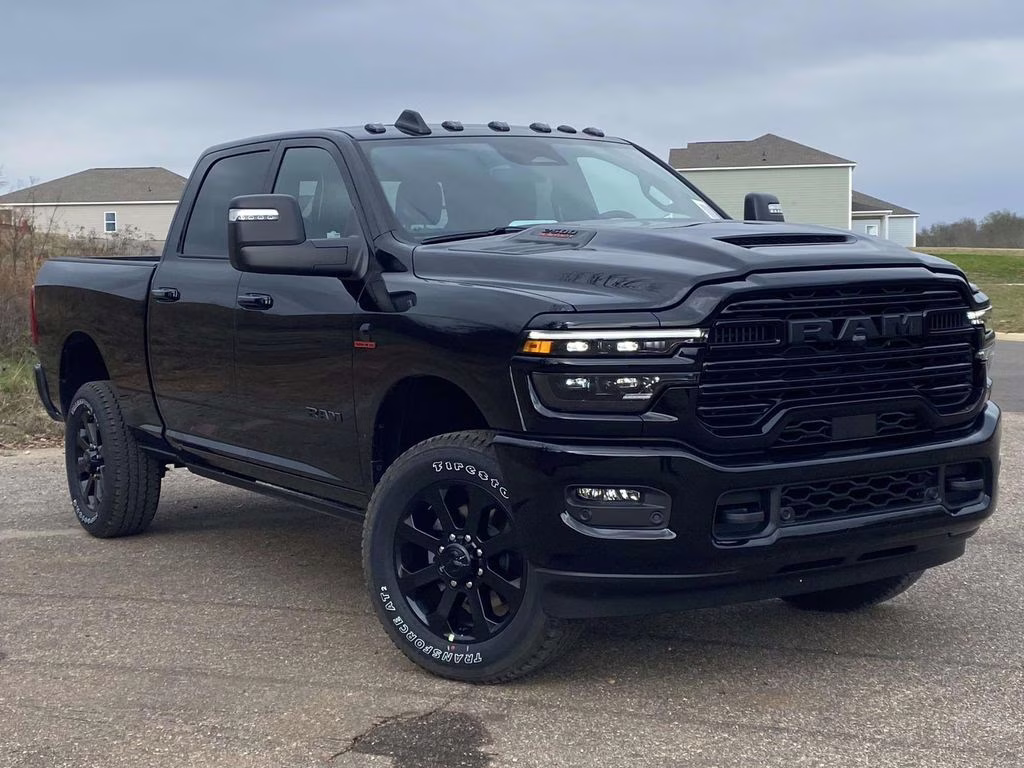 2026 Diamond Black Crystal Pearlcoat Ram 2500 Laramie 4X4 Truck