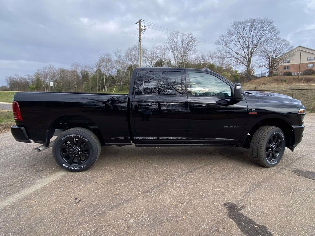 2026 Diamond Black Crystal Pearlcoat Ram 2500 Laramie 4X4 Truck