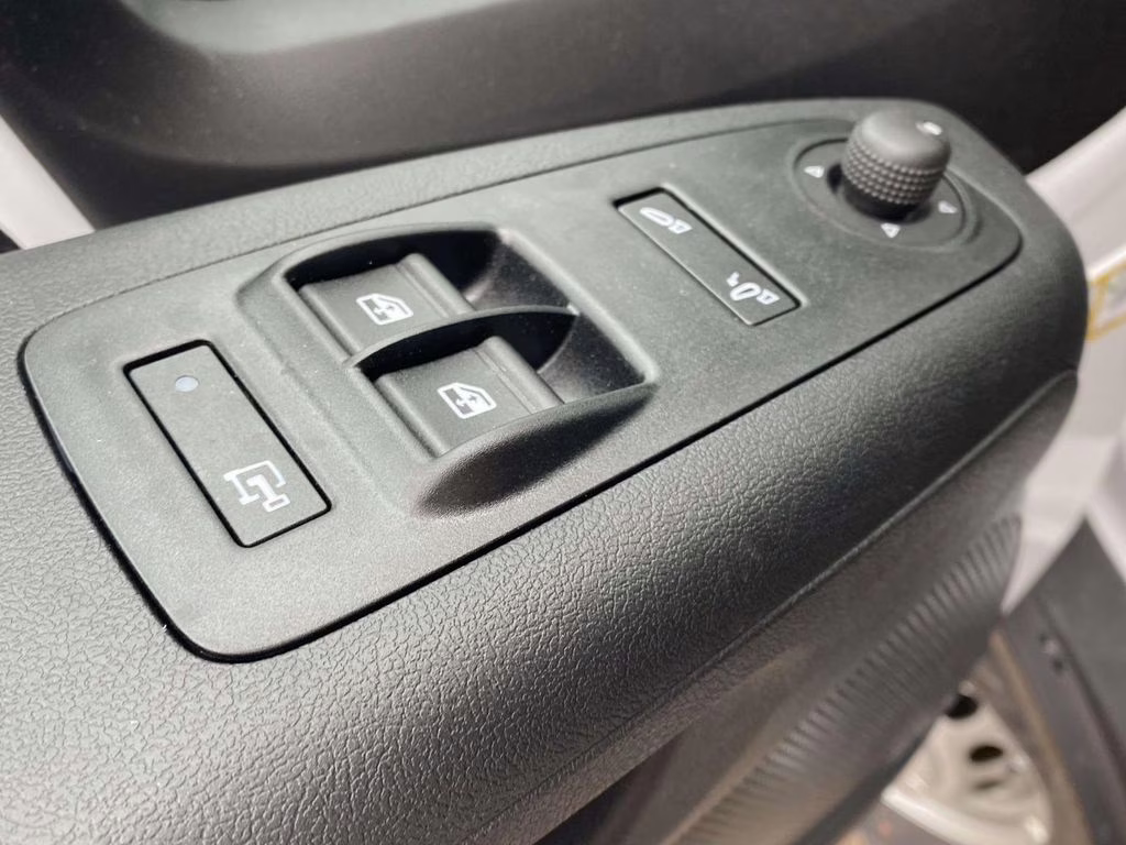 2025 Bright White Clearcoat Ram ProMaster 2500 High Roof FWD Van