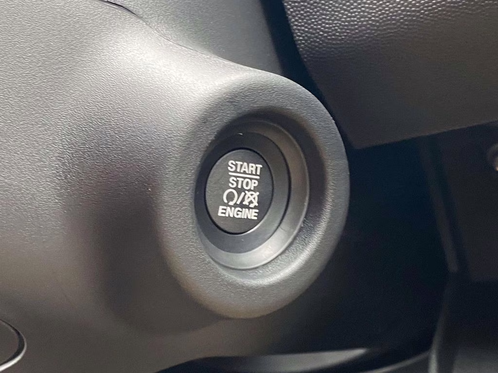 2025 Bright White Clearcoat Ram ProMaster 2500 High Roof FWD Van