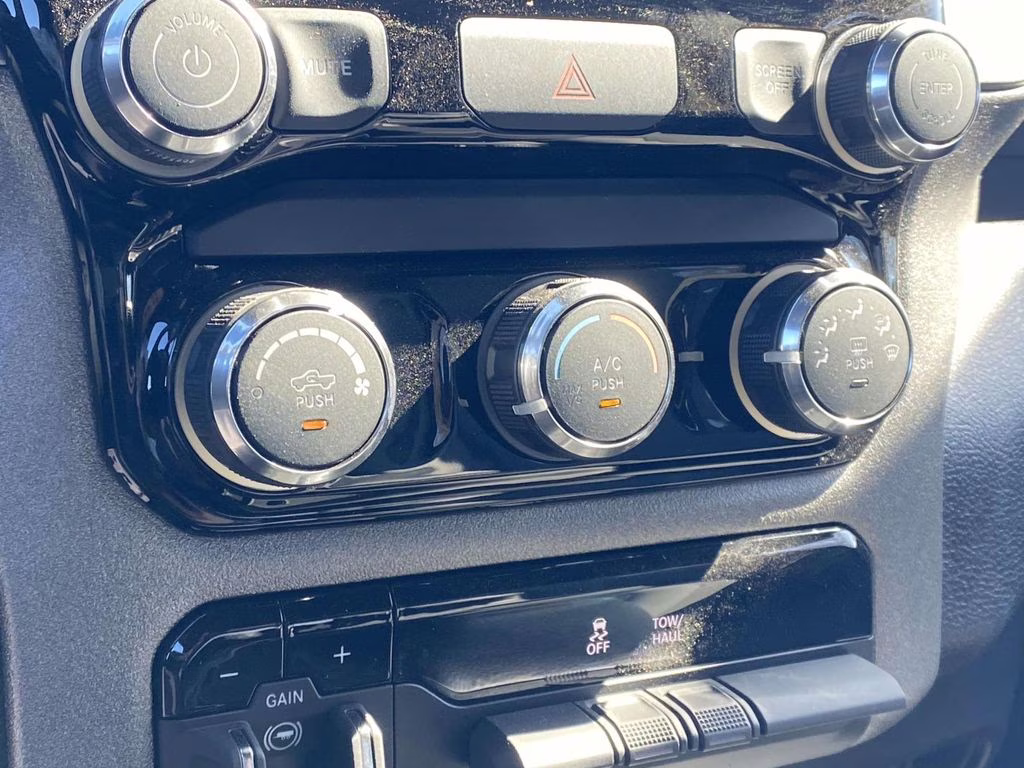 2026 Bright White Clearcoat Ram 2500 Tradesman 4X4 Truck