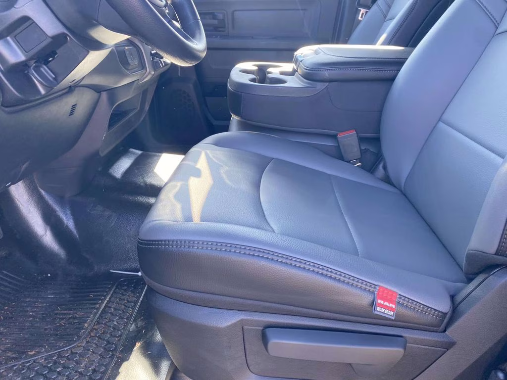 2026 Bright White Clearcoat Ram 2500 Tradesman 4X4 Truck