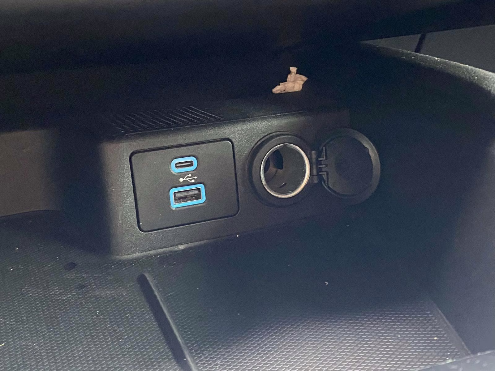 2023 Silver Metallic Ford Escape ST-Line FWD SUV