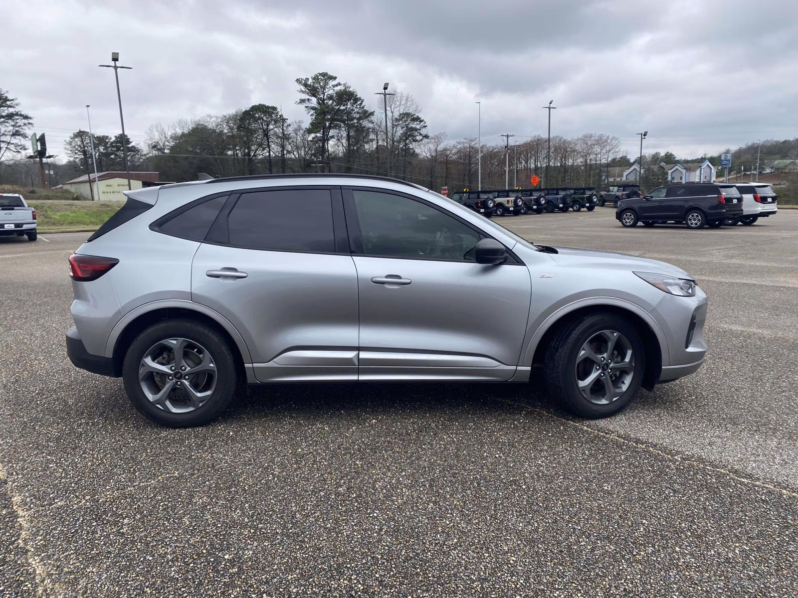 2023 Silver Metallic Ford Escape ST-Line FWD SUV